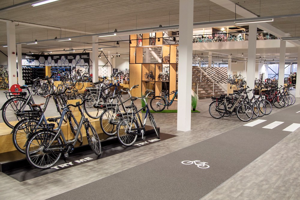 wijsvinger Afwijken Ziekte Fietsenwinkel.nl opent e-bike megastore - NieuwsFiets Media & Events