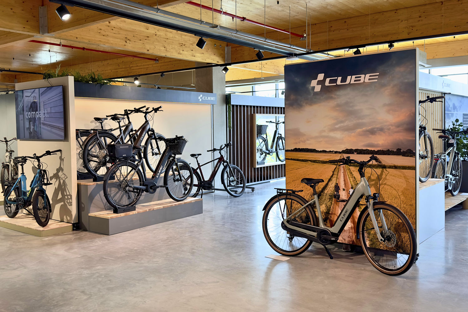 nieuwsfiets-nieuws-oneway-bike-opent-nieuwe-cube-showroom-in-rotterdam